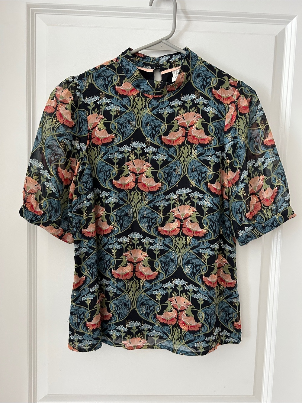 Anthropologie Meadow Rue Floral Metallic Keyhole Blouse
